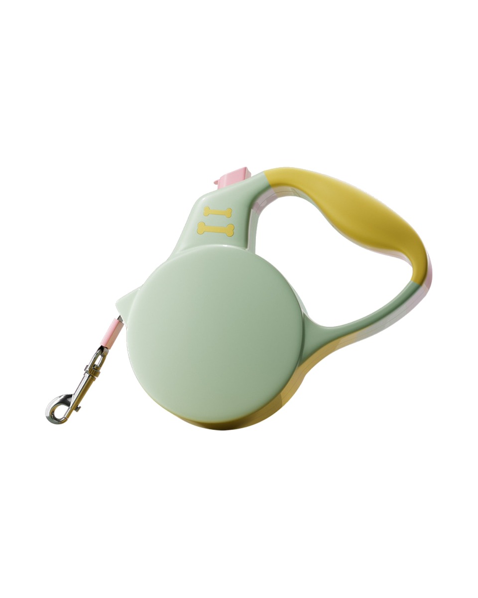 Retractable leashes